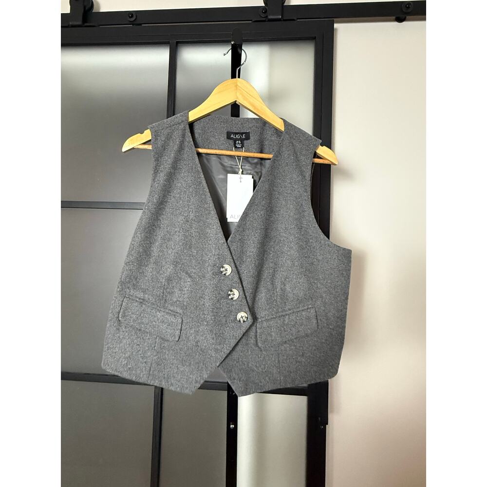 NWT ALIGNE Kyla Asymmetric Waistcoat Size UK 18/ US 14